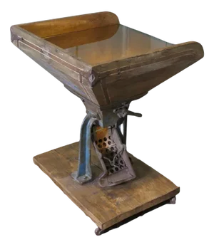 Pine Side or Lamp Table
