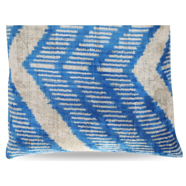 2020s Contemporary Blue & Ivory Handmade Silk Throw Pillow With Down Insert For Sale - Image 5 of 8