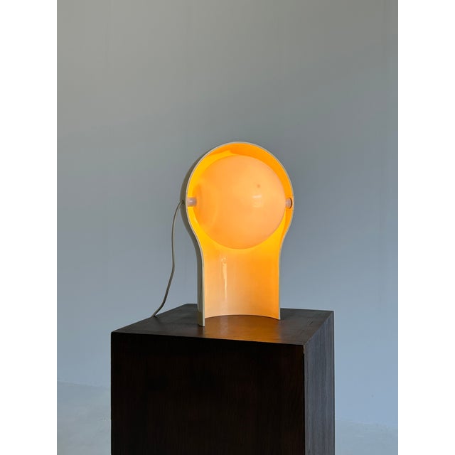 Artemide Telegono Table Lamp attributed to Vico Magistretti for Artemide, 1960s For Sale - Image 4 of 16