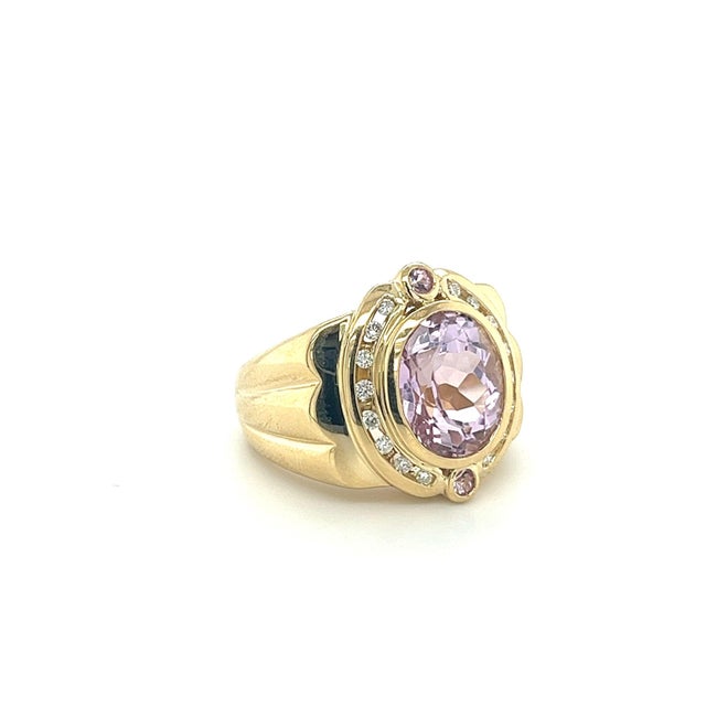 Early 20th Century 18K Gold Vintage Retro Regal Ring With Pink Kunzite and Diamond Halo, Size 7.5 For Sale - Image 5 of 7