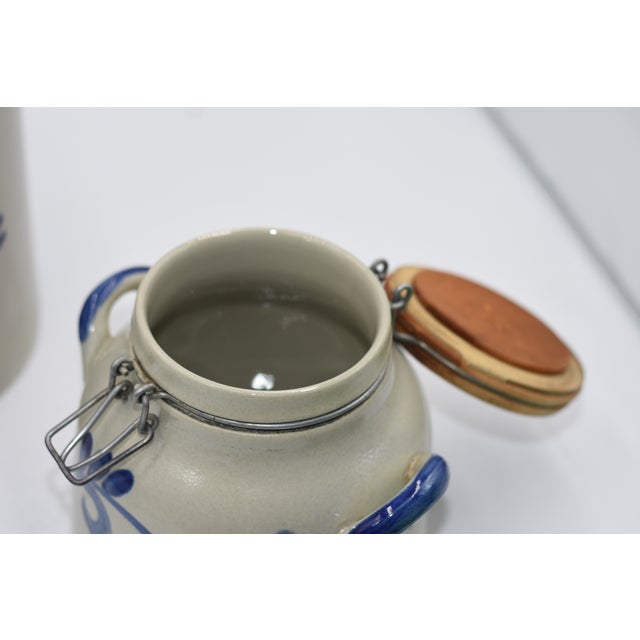 1950s Gerzit Gerz German Cobalt Blue Salt Glaze Lidded Stoneware Set Handgemalt Crocks- Set of 2 For Sale In Palm Springs - Image 6 of 10