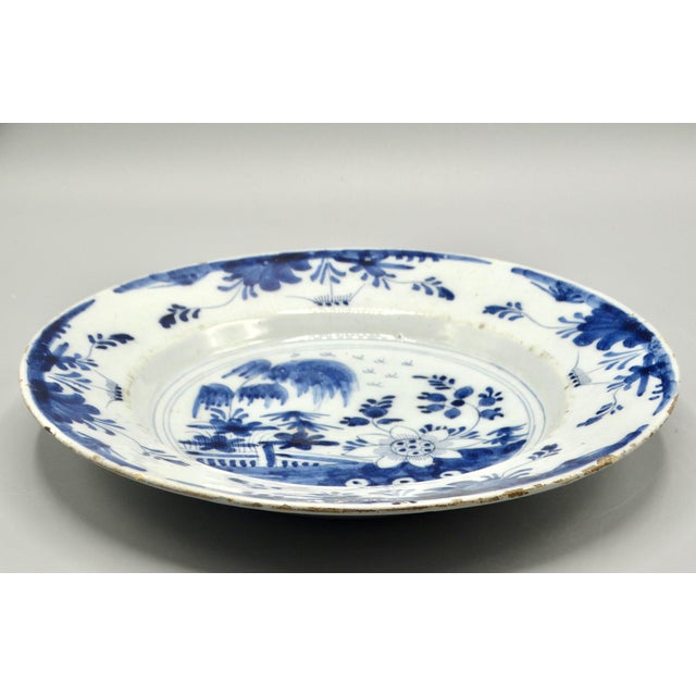 18th-Century Chinoiserie Delftware Plate For Sale - Image 10 of 12