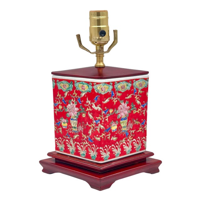 Vintage Chinoiserie Red Ceramic Diamond Shaped Lamp For Sale