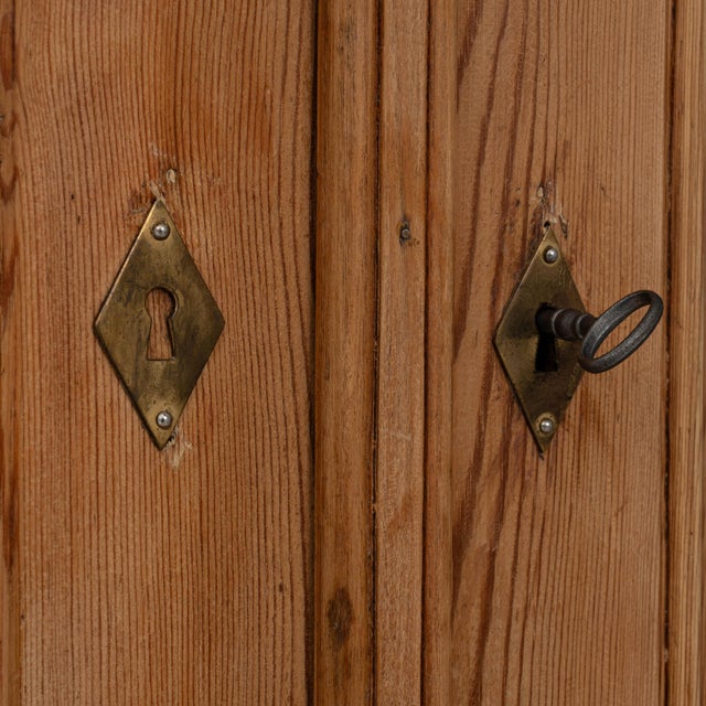 19th Century French Wooden Vitrine For Sale - Image 12 of 18