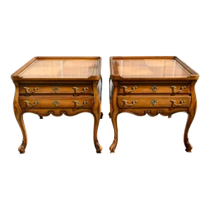 Vintage Pair of Weiman French Provincial Carved Bombe' Side/End Tables
