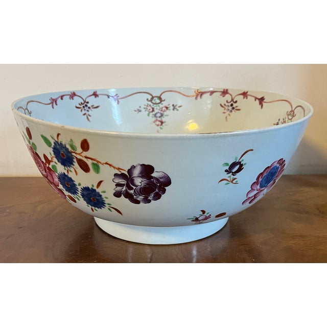 Large Antique Early 19th Century Chinese Export Porcelain Famille Rose Punch Bowl Painted With Exuberant Flowers For Sale - Image 10 of 17