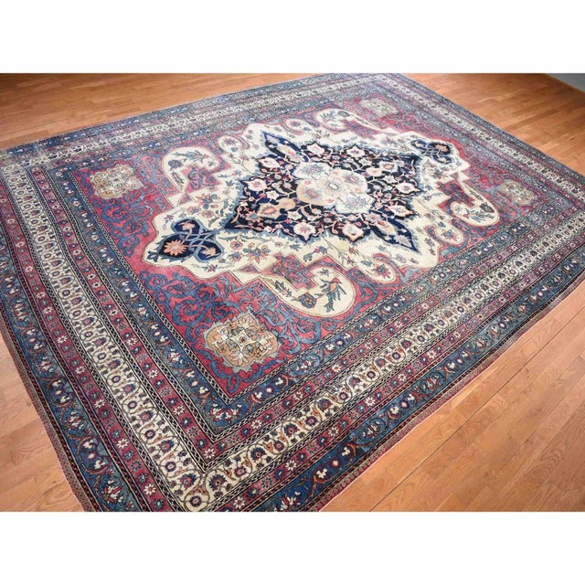 1900 11'1"x15'4" Red Antique Lavar Kerman Medallion Wool Hand Knotted Oriental Rug For Sale In New York - Image 6 of 11