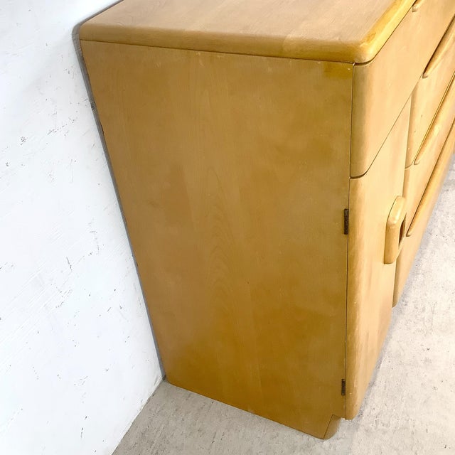Vintage Heywood-Wakefield Encore Wheat Finish Buffet Sideboard For Sale - Image 9 of 18