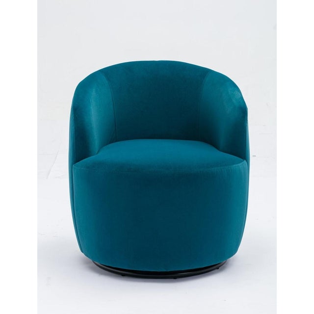 ✨ A cozy swivel chair that brings comfort, function, and an elevated look to everyday spaces. Easy to place in living...
