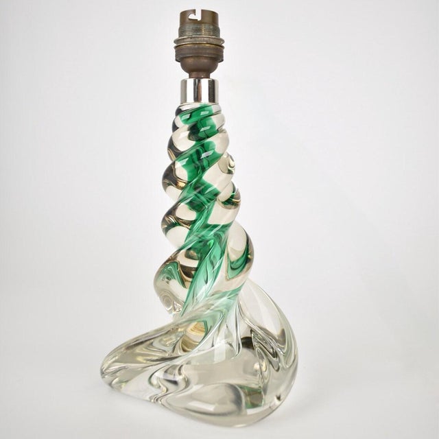 Mid-Century Modern Vintage French Crystal Table Light | Mid Century Emerald Green Accent Light Bedside | Lead Twisted Glass | Val St Lambert Seguso Murano 1950 For Sale - Image 3 of 10