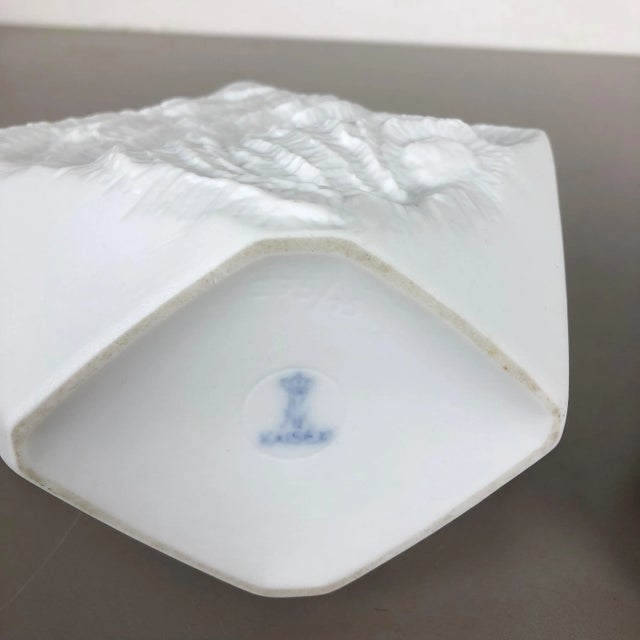 Op Art Biscuit Porcelain Vases from AK Kaiser, Germany, 1970s, Set of 2 For Sale - Image 16 of 18