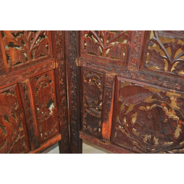 Wood Hindu Jali Antique Carved Teak Wood Arabesque Floral Motifs Screen Room Divider For Sale - Image 7 of 10