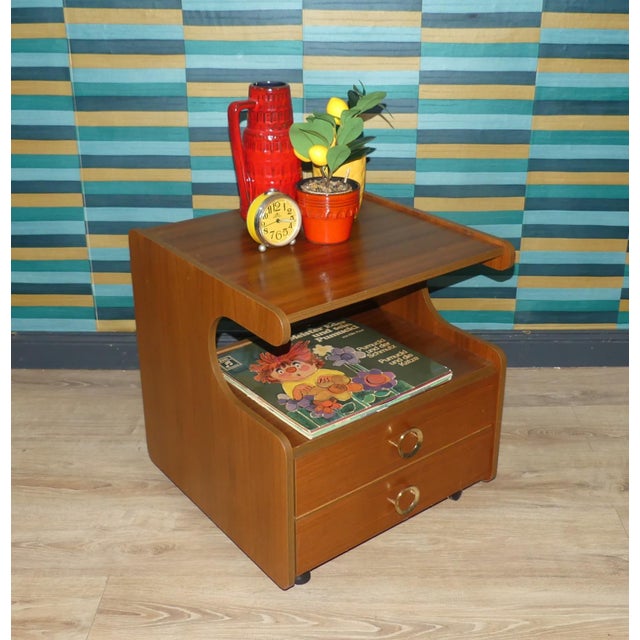 Walnut Record Player Side Table on Casters, 1970s For Sale - Image 6 of 12