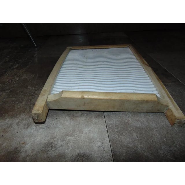 Art Deco, enameled, washboard, tare. Dimensions: height 51.5 cm, width 34 cm, depth 5.5 cm.