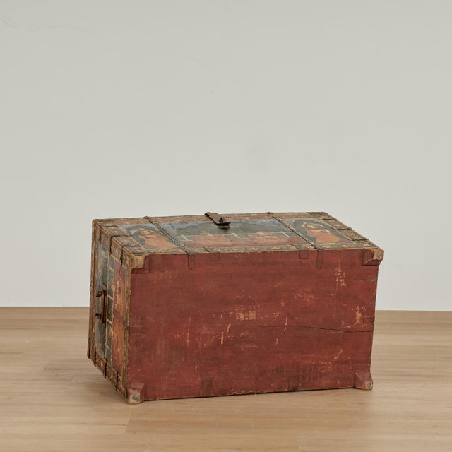 Antique Anglo Indian Painted Domed Box or Chest For Sale - Image 18 of 18