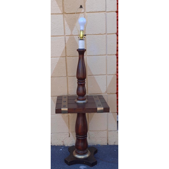 Mid Century Antiqued Pine Floor Lamp With Brass Accents For Sale - Image 4 of 11