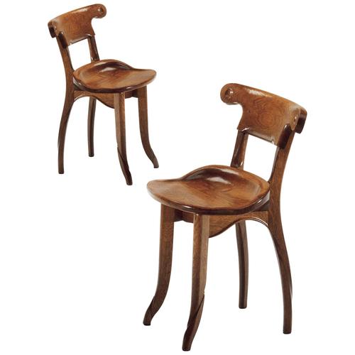 Brown Vintage Spanish Batllo Chairs in Varnished Oak by Antoni Gaudi, Set of 2 For Sale - Image 8 of 8