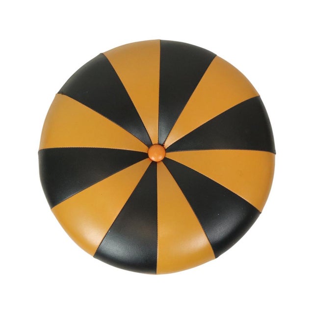 Vintage Round Pouf in Faux Leather, 1960s For Sale - Image 3 of 14