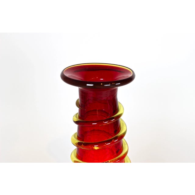 1960's Handblown Spiral Amberina Crackle Glass Decanter For Sale - Image 4 of 11