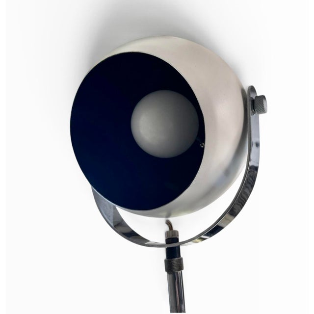 1970s Robert Sonneman Space Age, 3 Arm Eyeball Floor Lamp, White & Chrome, MCM 1970s For Sale - Image 5 of 10