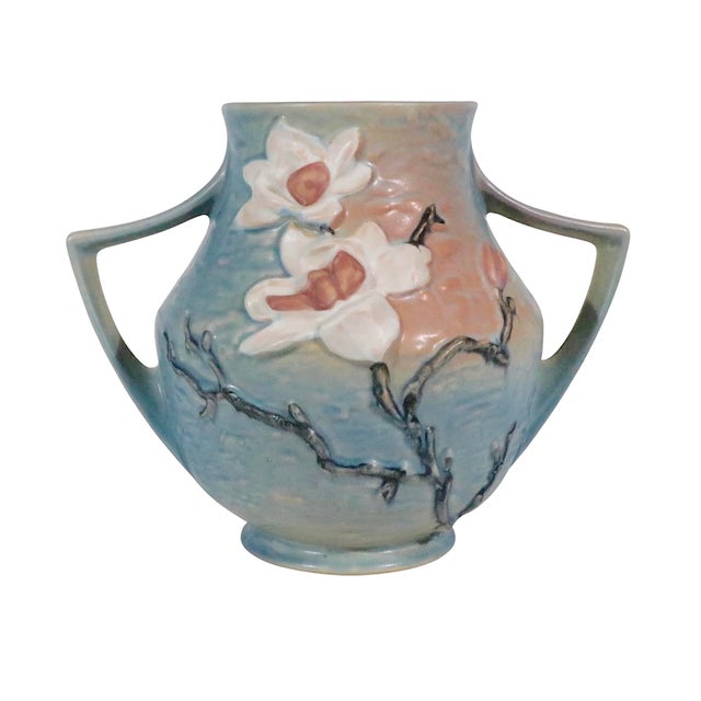 Mid 20th Century Roseville Pottery Magnolia Pattern Handled Vase 91-8" For Sale In New York - Image 6 of 7