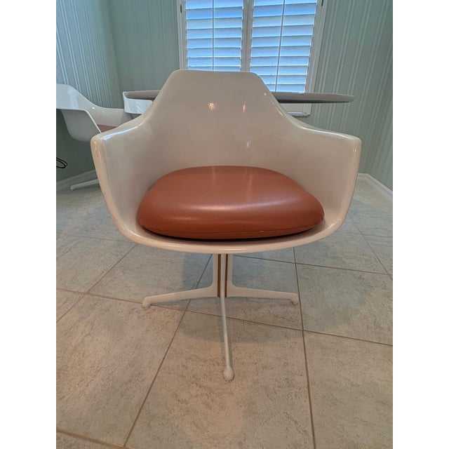Mid Century Modern Dining Set – Maurice Burke for Arkana – Tulip Table and Chairs, Set of 7. For Sale In Tampa - Image 6 of 13