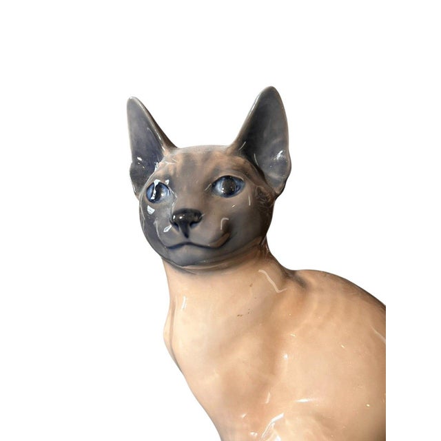 Royal Copenhagan Royal Copenhagen 8"Siamese Cat Figurine 3281 Denmark Porcelain Sculpture VTG 50s For Sale - Image 4 of 8
