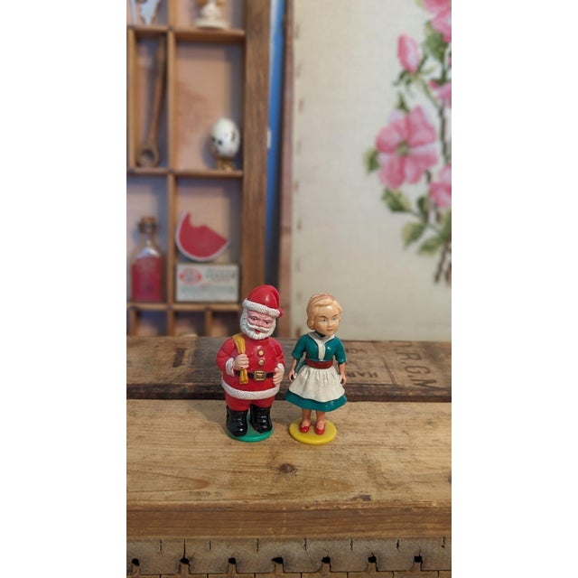 Vintage, believed to be 1960s Hong Kong. Comes with box. Vintage Condition as pictured. Listing is for described item...