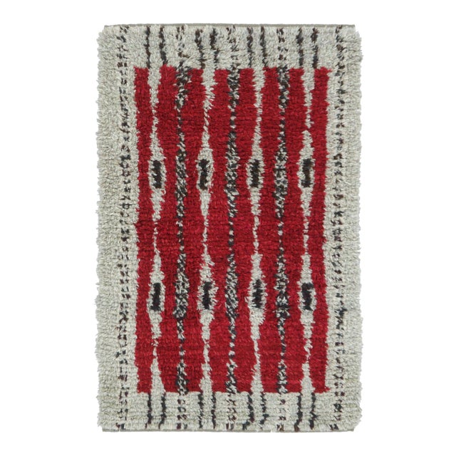 Vintage Swedish Rya Rug With Ivory, Black and Red Geometric Pattern - Rug & Kilim For Sale