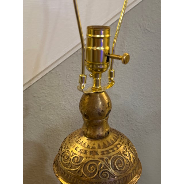 Wood 1940s Moroccan Tooled Brass Lamp With Copper and Wood Accents For Sale - Image 7 of 12