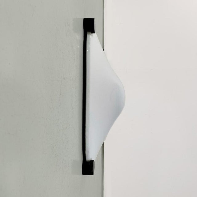 Italian Mid-Century modern white wall lamp Bolla Martinelli Martinelli Luce, 1965 Square wall light mod. Bolla. Largest...