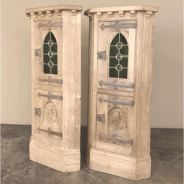 Pair Rustic Gothic Revival Oak Corner Wine Cabinets ~ Vitrines For Sale - Image 4 of 17