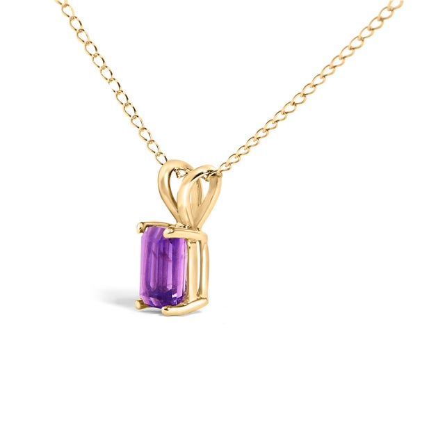 Contemporary 14K Yellow Gold 6x4MM Emerald Cut Purple Amethyst Solitaire Pendant Necklace For Sale - Image 3 of 5