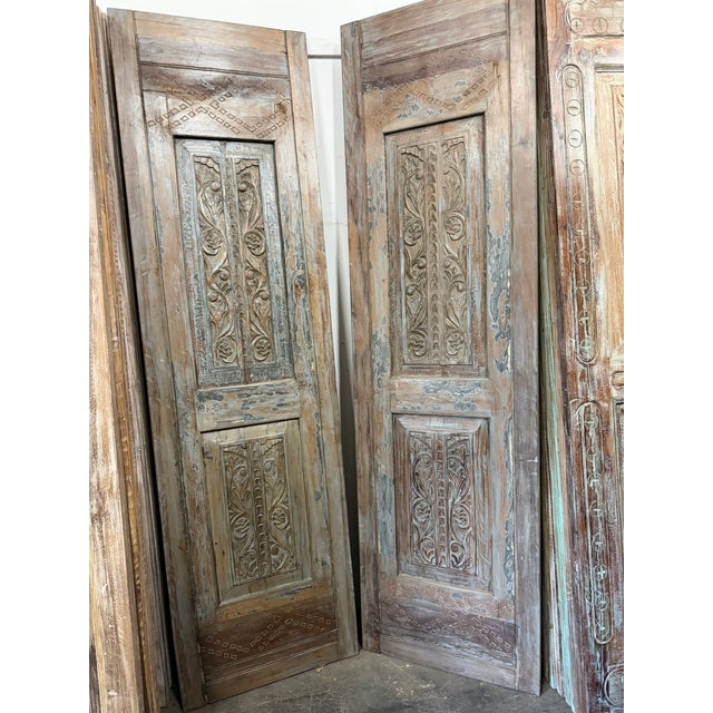 Antique Hand-Carved Wood Sliding Barn Doors – Distressed Gray Floral Panels 96x27 For Sale In Orlando - Image 6 of 6