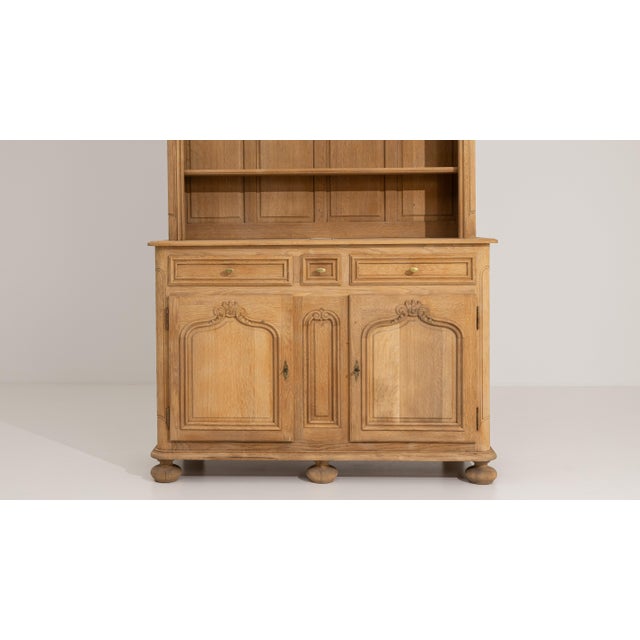 Louis XV Oak Cupboard, Rococo Style, France, 19th Century For Sale In Greensboro - Image 6 of 18