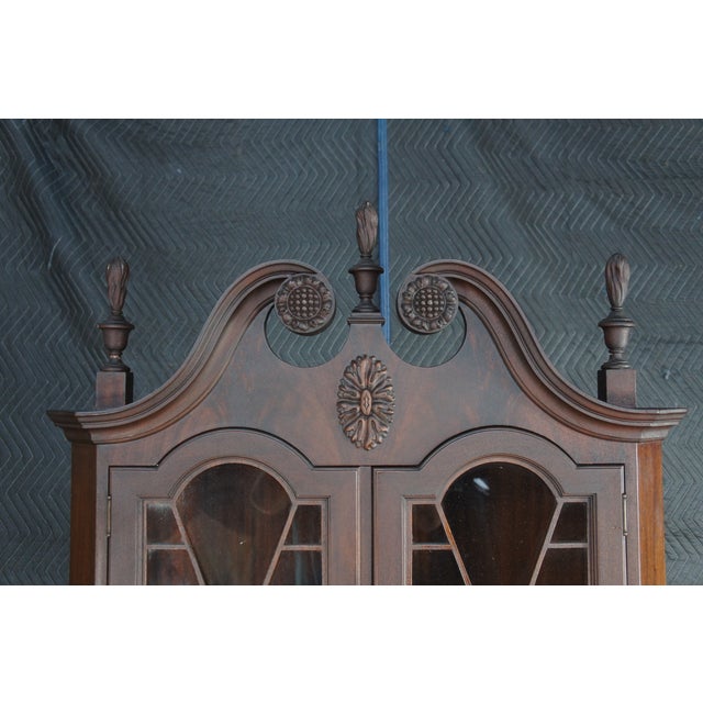 1930s W. A. Berkey American Chippendale Style Flame Mahogany Corner Cabinet For Sale - Image 9 of 12