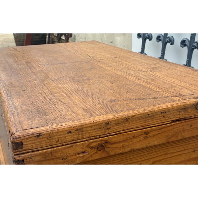 English Pine Trunk or Blanket Chest For Sale - Image 11 of 18