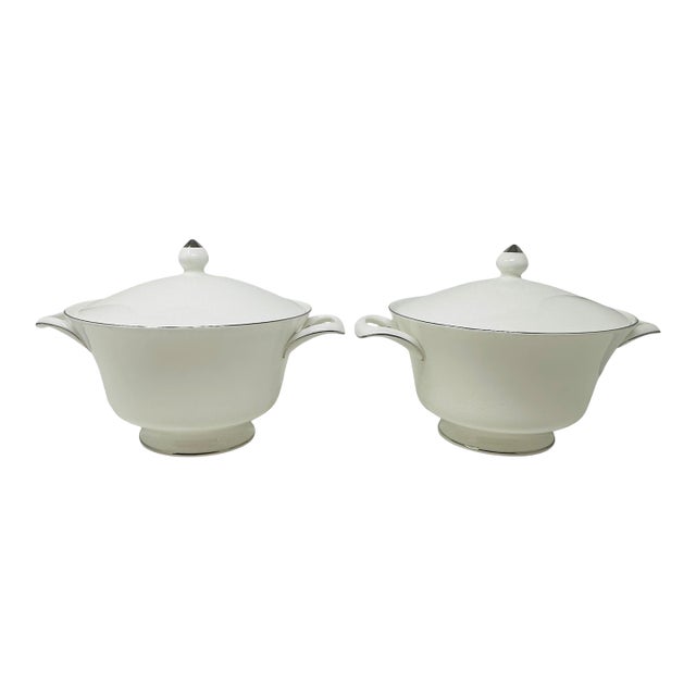 1970s Vintage Wedgwood "Silver Ermine" Soup Tureens - A Pair For Sale