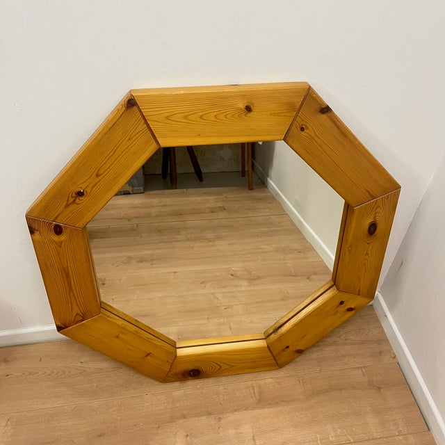 Large Scandinavian Style Octagonal Mirror in Pine, 1980s For Sale - Image 9 of 17