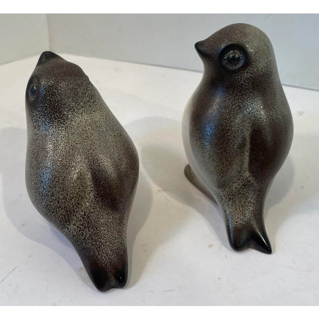 Mid 20th Century Vintage Howard Pierce Signed Ceramic Birds - a Pair For Sale - Image 5 of 6