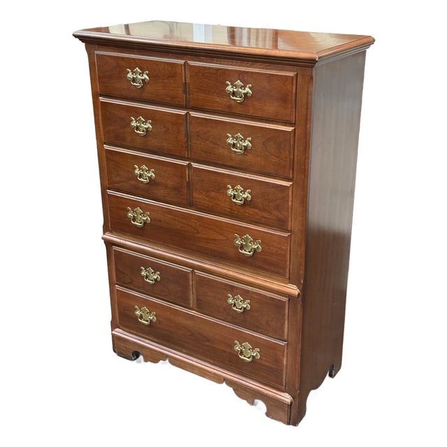 Mid Century Thomasville Winston Court High Boy 6-Drawer Dresser For Sale