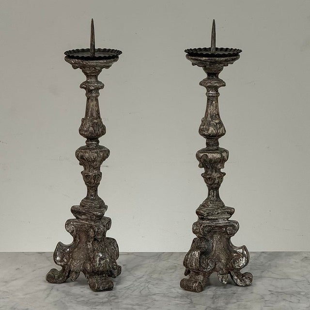 Mid 18th Century Pair of 18th Century Italian Baroque Silver Gilded Candlesticks For Sale - Image 5 of 18