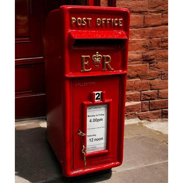 Post Box. Finished In A Bright Red, Comes with 2 Keys. A used item, some signs of use but generally in great condition,...