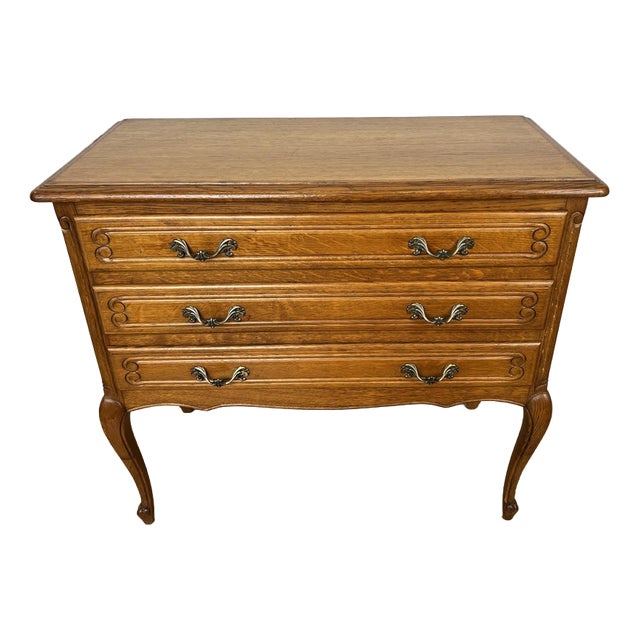 Vintage French Louis Oak Chest of 3 Drawers For Sale