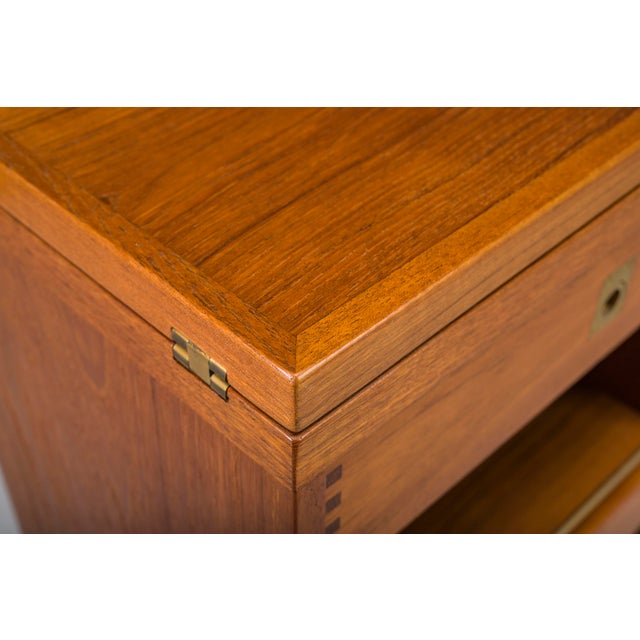Vintage Teak Bar Cabinet by Reno Wahl Iversen for Dyrlund, Denmark, 1960s For Sale - Image 12 of 18