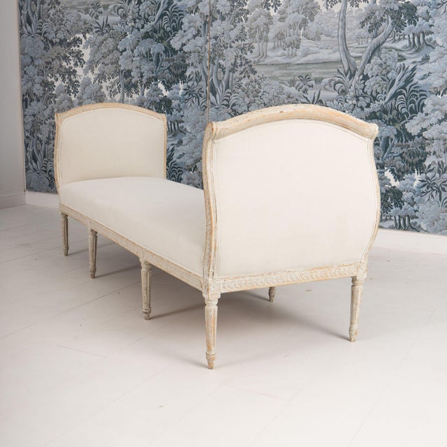 19th C. Swedish Gustavian Period Upholstered Daybed in Original Paint For Sale - Image 11 of 18