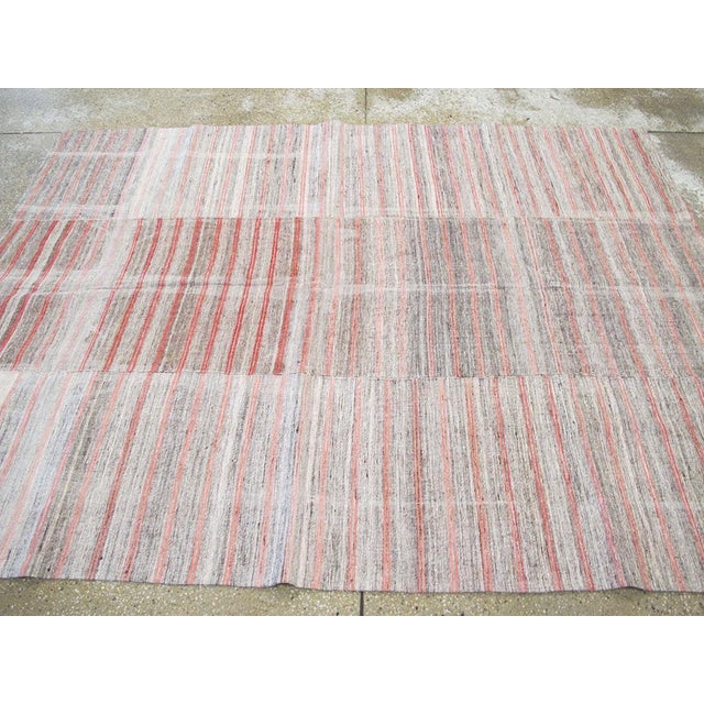 Textile Galerie Shabab Collection Mid-20th Century Handmade Turkish Flat-Weave Kilim Accent Carpet For Sale - Image 7 of 10