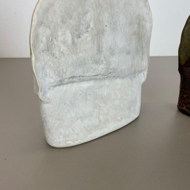 Studio Pottery Vase attributed to Heiner Balzar for Steuler, Germany, 1970s For Sale - Image 4 of 17