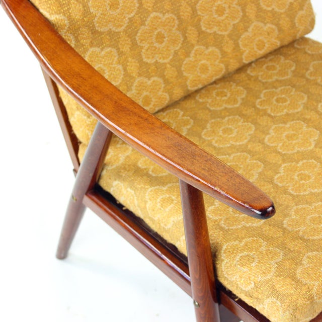 Brown Boomerang Armchair from Ton, Former Czechoslovakia, 1960s For Sale - Image 8 of 10