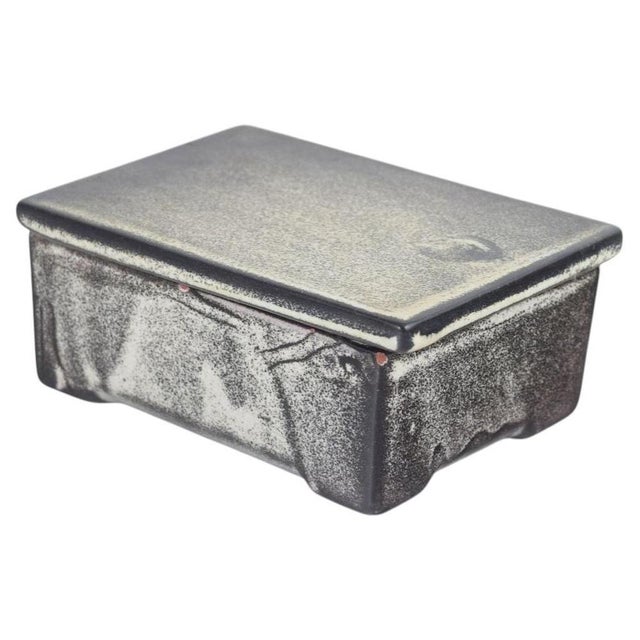 1930s Vintage Lidded Box in Stoneware by Svend Hammershøi for Kähler, 1930s For Sale - Image 5 of 5